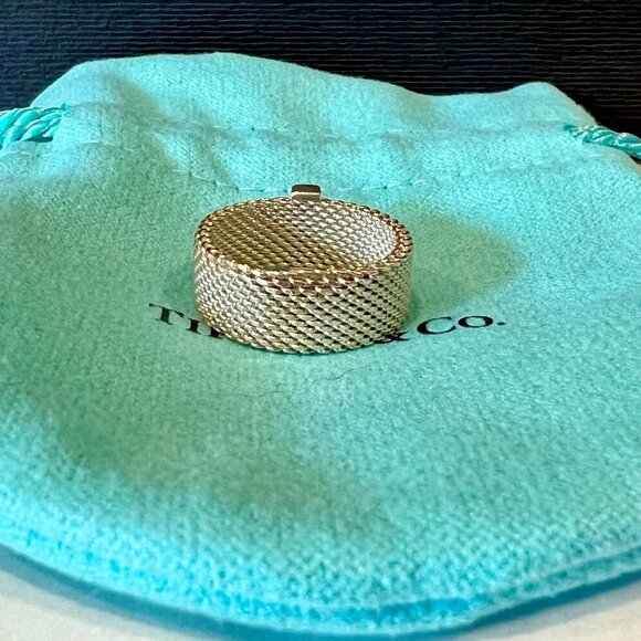 Tiffany and Co. Somerset ring, sterling silver with diamonds, size 4.5 - Picture 5 of 16